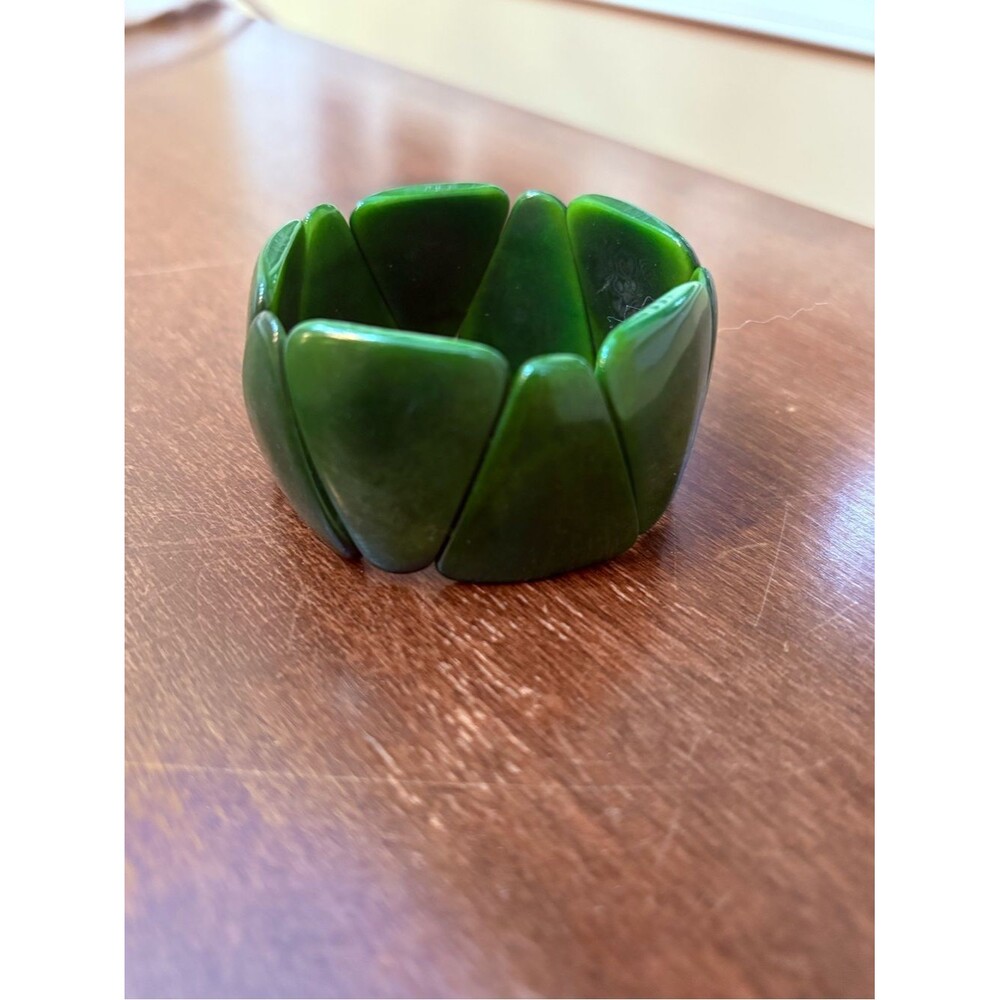 Chunky Green Beaded Stretch Bracelet